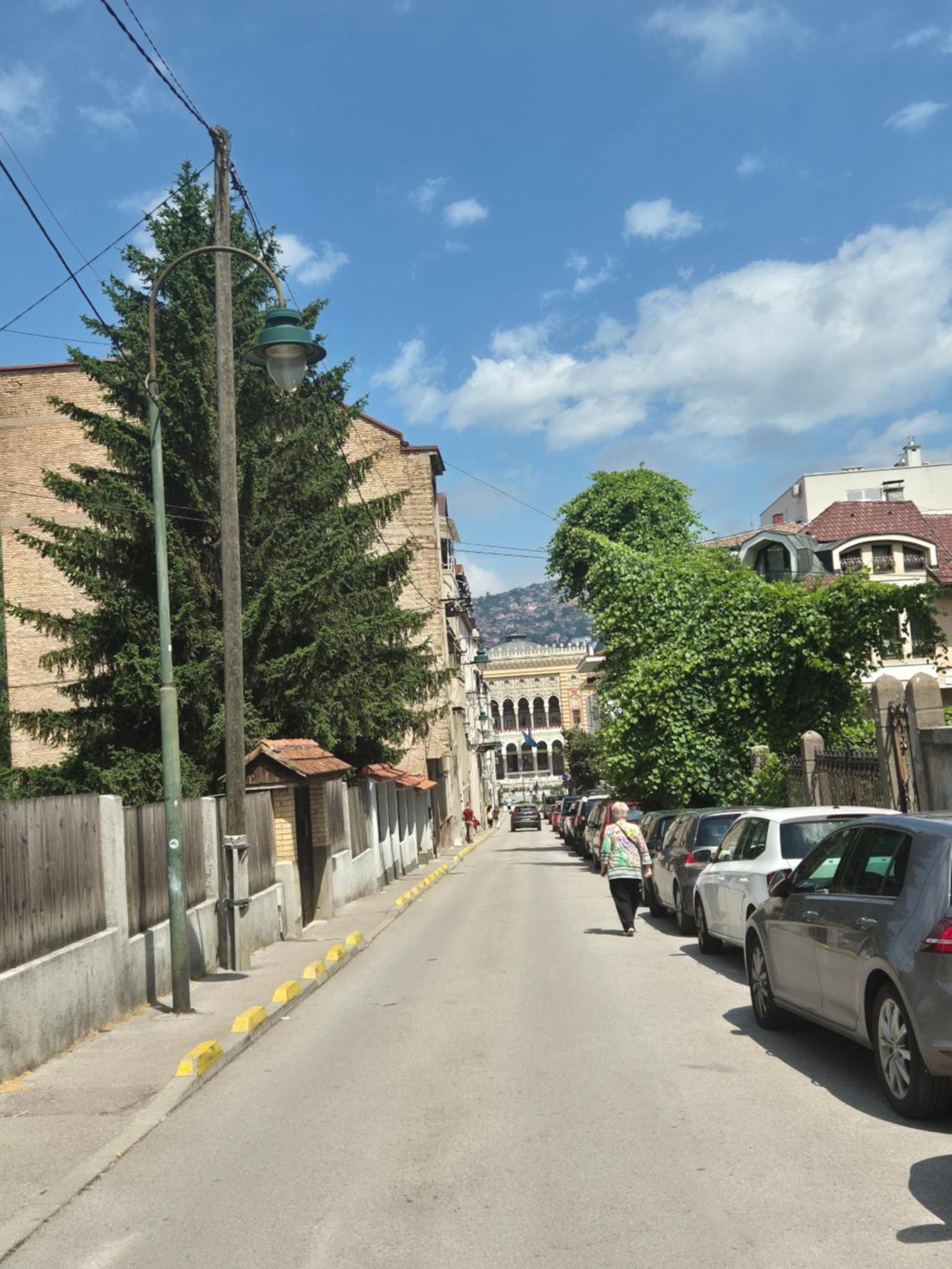 Sajra Apartment Сараево Екстериор снимка